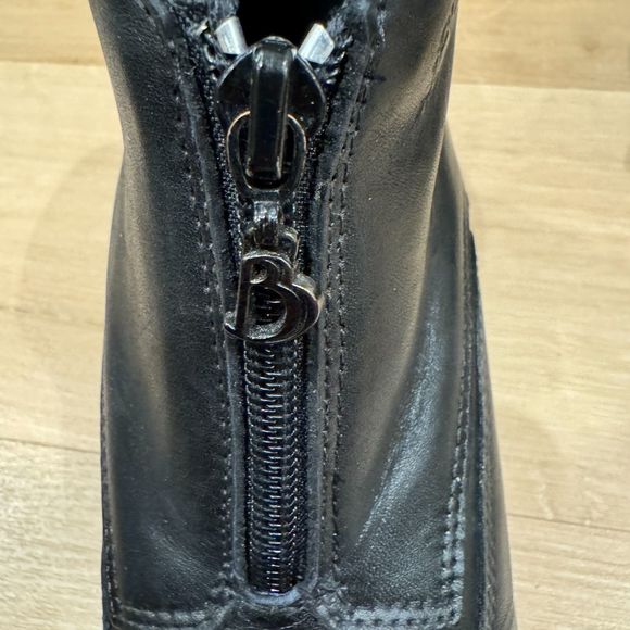 Blondo 40 Waterproof Black Ankle Boot Zip-Up Heel - Women's Size 37 - Picture 2 of 8